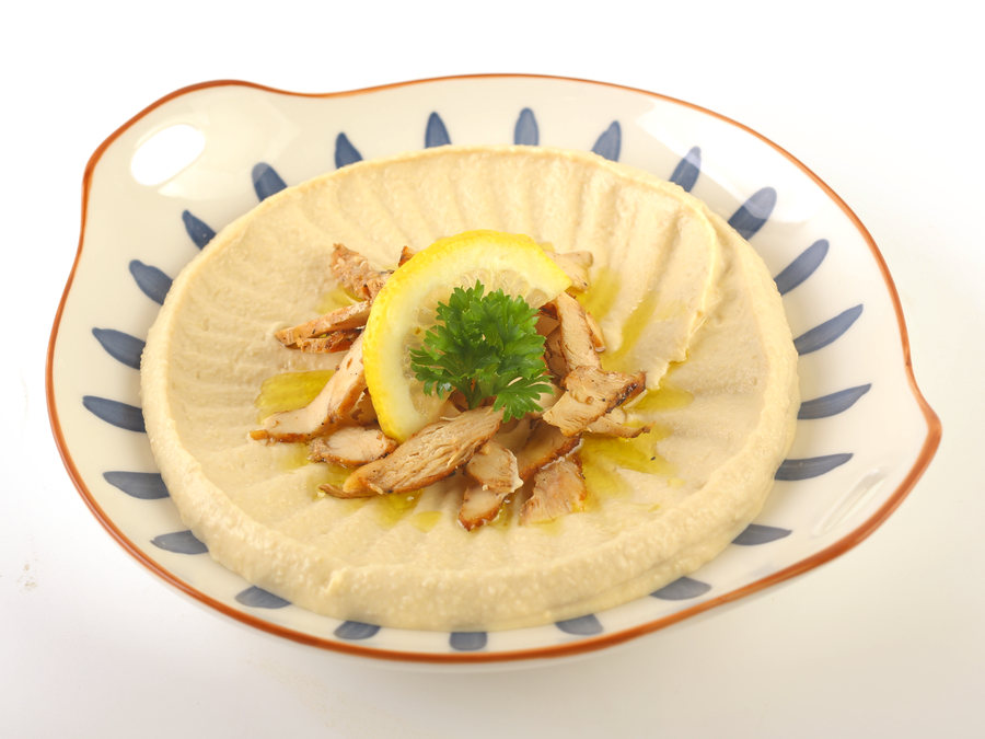 Hummus topped with chicken